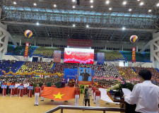 Sáng 30/9, Học sinh THPT Phan Đình Phùng tham gia buổi Lễ khai mạc Đại hội Thể dục thể thao quận lần thứ 10 năm 2022 tại Cung Thể thao Quần Ngựa.